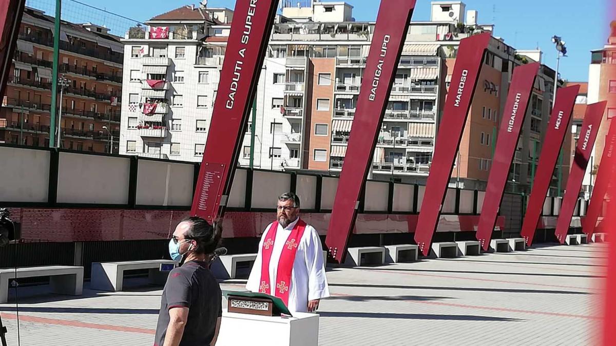 Immagine strip Mondo e Storia Granata n.2