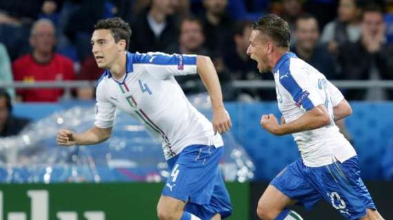 Il Napoli pensa a sfidare la Roma per Darmian