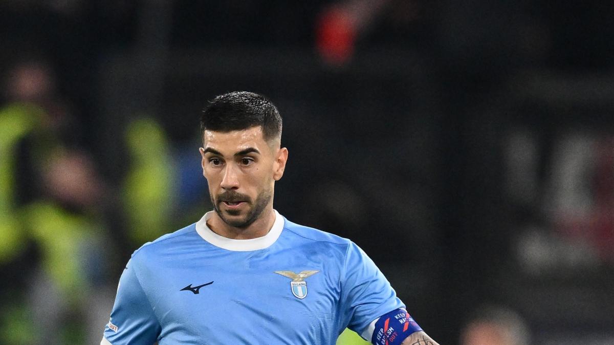 Lazio infortunio per Zaccagni. Salterà anche i playoff Mondiali