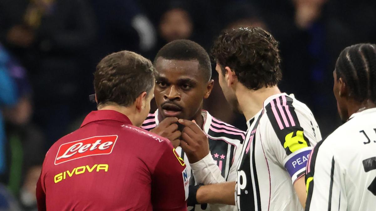 La Penna: Associazione arbitri, 'non è più sport, agiremo a sua tutela'