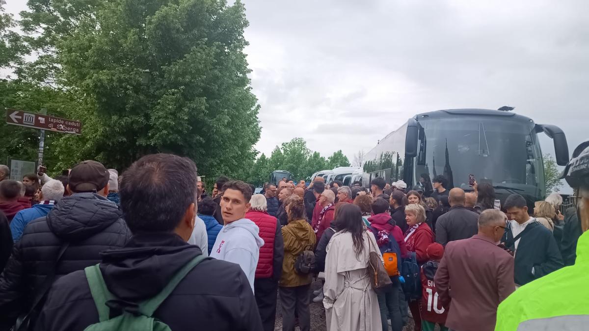 Tuttosport: "Il Toro a Superga, rabbia e orgoglio: contestati tutti"