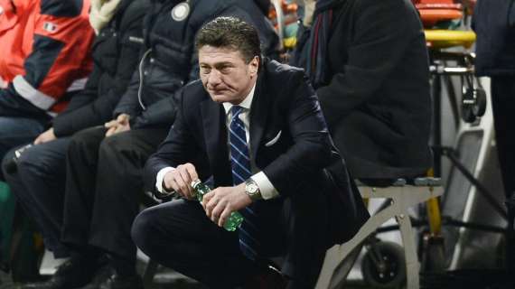 Mazzarri compare sul profilo twitter della Fiorentina: hacker in azione?