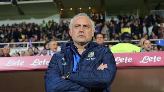 Verona, Mandorlini: "Abbiamo fatto una grande partita, meritavamo di vincere"