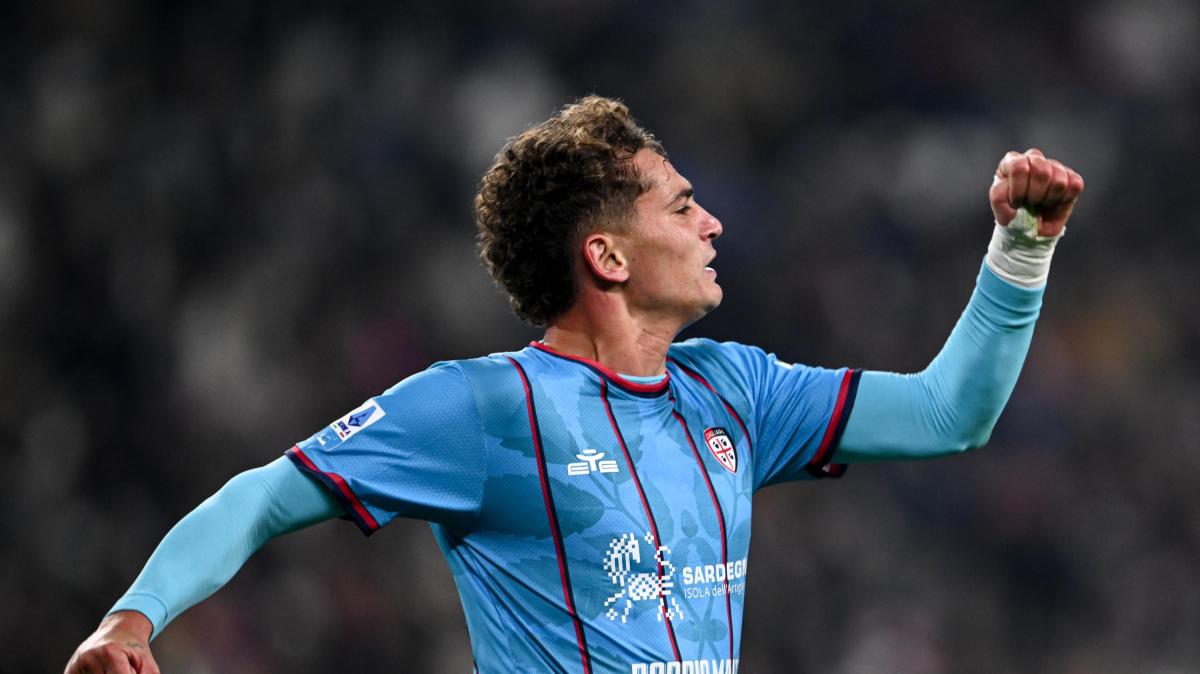 Serie A: Cagliari avanti di misura sul Sassuolo all'intervallo 