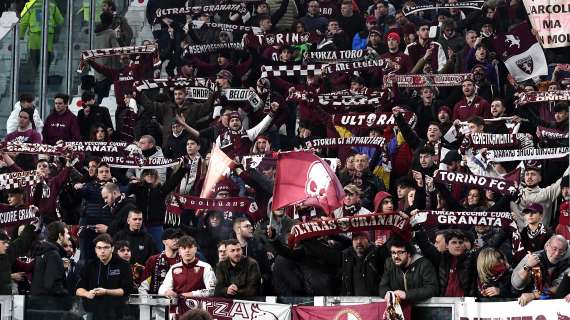 Torino Fc, torna il mercatino per aiutare casa Ugi 