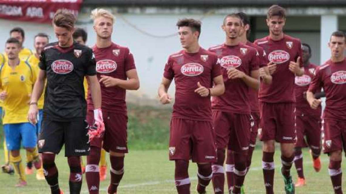 Il Torino calcio cerca giovani talenti a Napoli