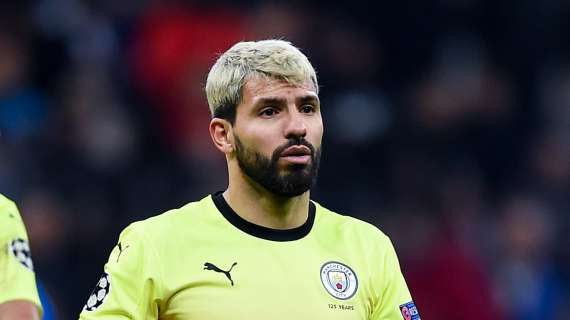 LIGA - Aguero plays in friendly match to get back in shape