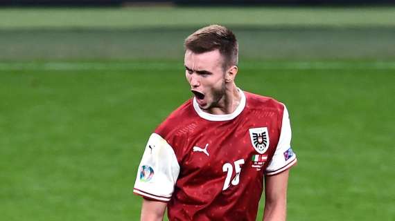 BUNDESLIGA - Augsburg approaching Austrian backliner Friedl