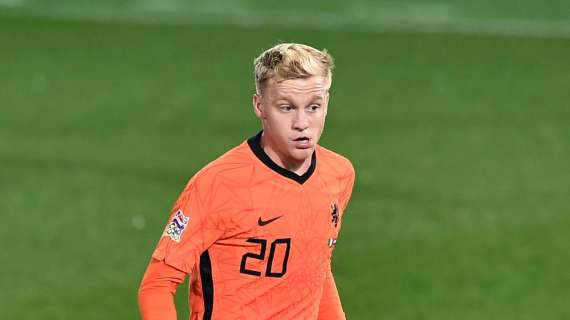 PREMIER - Arsenal want Dutch playmaker Van De Beek in