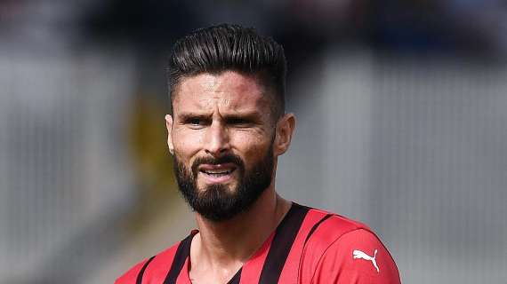 LIGUE 1 - Giroud on arrival at Serie A and team mate Mike Maignan