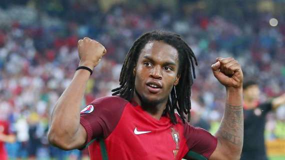 Renato Sanches signs for Roma - AS Roma