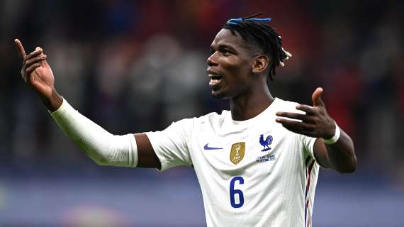 TRANSFERS - Paul Pogba puzzled about United stay again