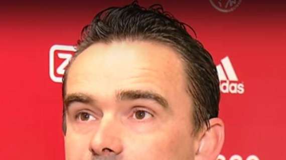 PREMIER - Newcastle : Marc Overmars to stay at Ajax