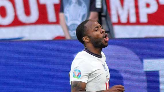 PREMIER LEAGUE - Sterling not keen on a move to Spurs in Kane deal