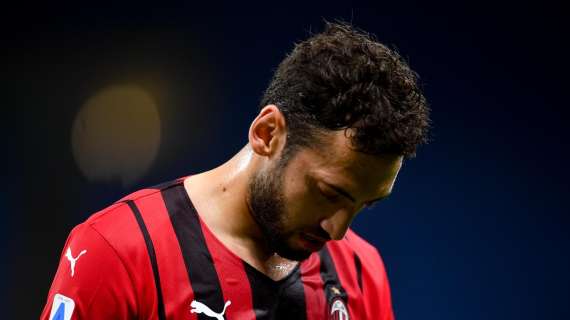 PREMIER - Arsenal join the race for AC Milan's Calhanoglu