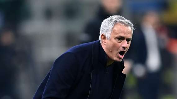 AS ROMA - Mourinho against the team after the match with Inter: "You shit your pants!"