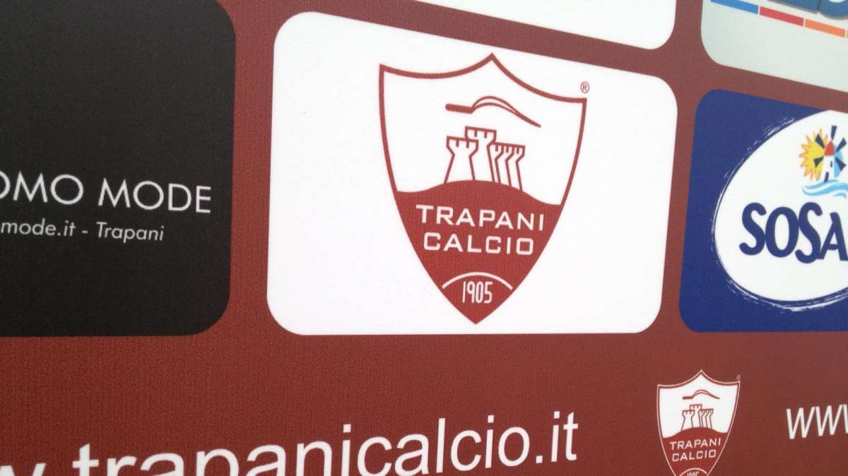 Trapani retrocesso in D, Antonini chiede la sospensione di playoff e layout