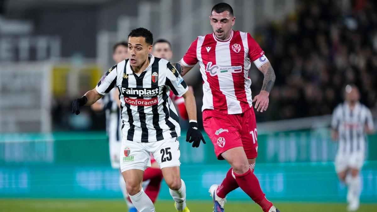 L'Ascoli aggancia l'Arezzo ma gli amaranto sono avanti per differenza reti