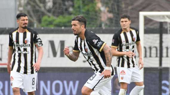 Francesco Forte verso l’addio: Ternana e Pescara si sfidano per l’attaccante dell’Ascoli