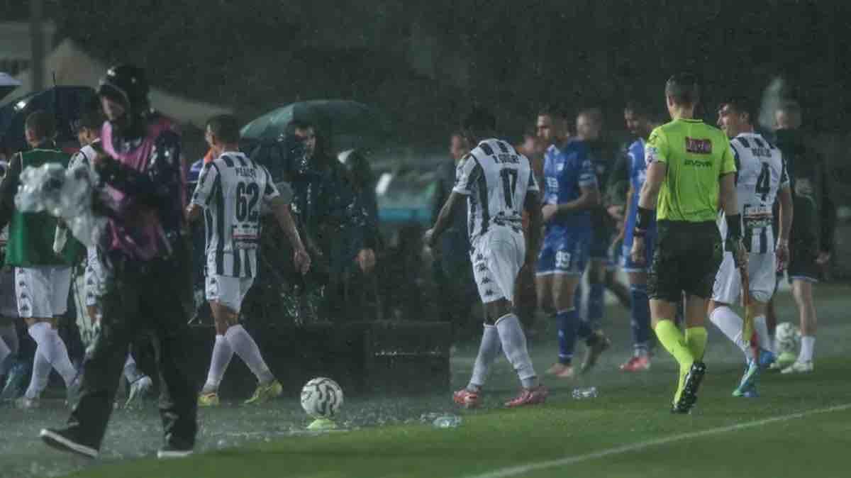 CorrAdriatico - Brescia-Ascoli sospesa, a vincere è la pioggia