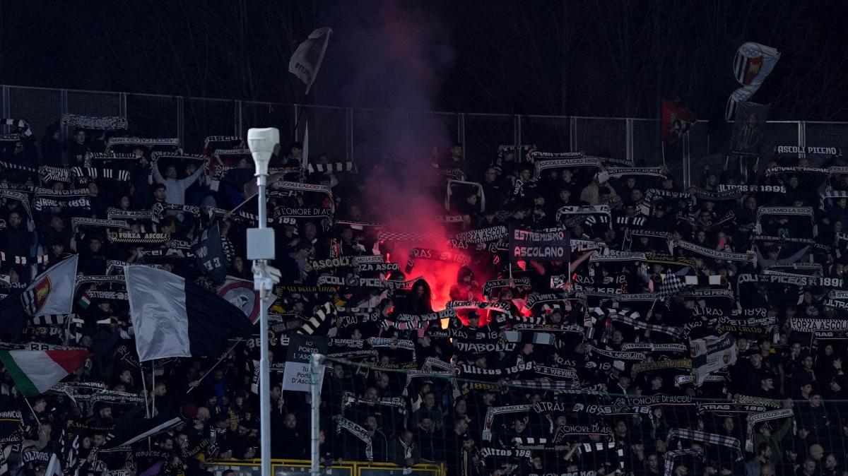 Ascoli, tifo da Serie A: Del Duca tutto esaurito per la sfida con il Ravenna