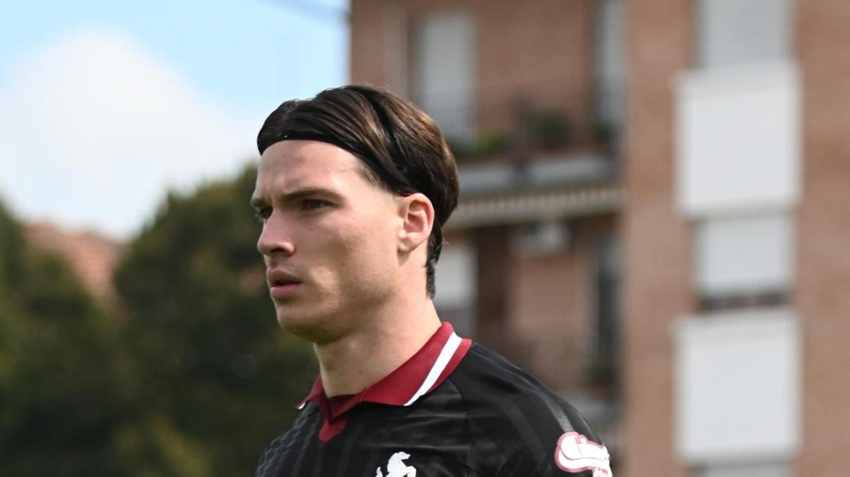 Arezzo, Pattarello senza paura: “Vogliamo vincere il campionato. Ascoli e Ravenna? Due corazzate”