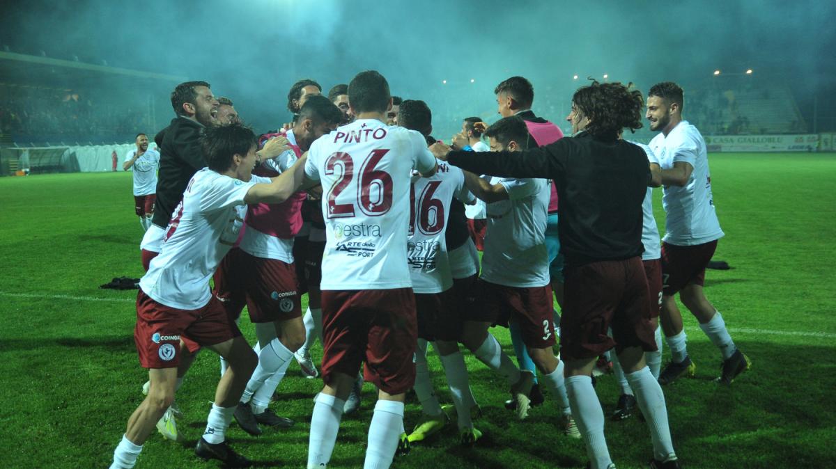 CorrAdriatico - L'Arezzo piega il Livorno e resiste al Picchio