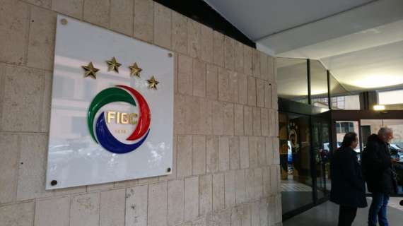 FIGC, aperta una discussione per ammorbidire le norme per l'iscrizione ai campionati