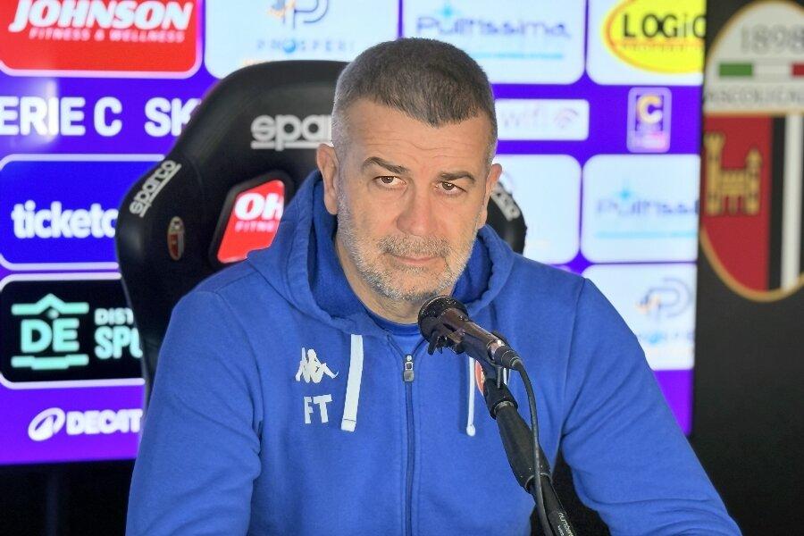 Arezzo-Ascoli, Tomei: "Partita equilibrata, sfida da non caricare"
