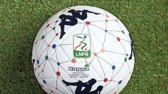 CorrAdriatico - Serie B, sabato in campo con un pallone speciale 