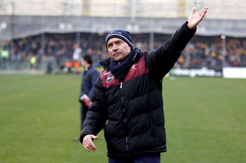 Per il dopo Petrone favorito Di Carlo ma spunta anche Menichini