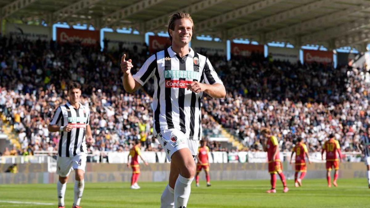 LE PAGELLE: GORI STRABILIANTE, D'UFFIZI AUMENTA IL BOTTINO