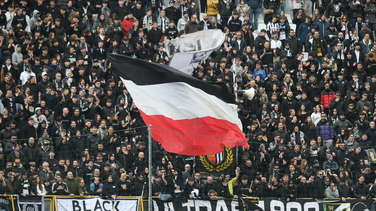 CorrAdriatico - L'omaggio da brividi per Rozzi Ricordati pure Perico e Zandoli