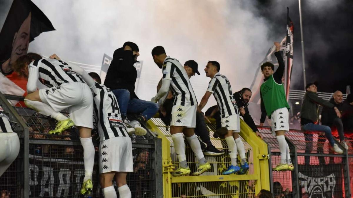TRE COSE SU AREZZO - ASCOLI 1-2