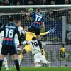 De Ketelaere, eleganza contro forza: il duello con Pavlovic accende Atalanta-Milan...