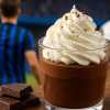 Atalanta e panna montata al  cioccolato: un connubio perfetto tra passione e dolcezza