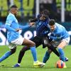 San Siro senza padroni, Inter e Napoli si dividono la posta: 2-2 spettacolo e polemiche