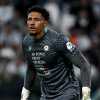 Scommesse e ammonizione pilotata, il portiere dell'Udinese Okoye indagato per truffa 