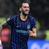 Inter, allarme regista: la Turchia chiama Calhanoglu. Fissato il prezzo dell'addio