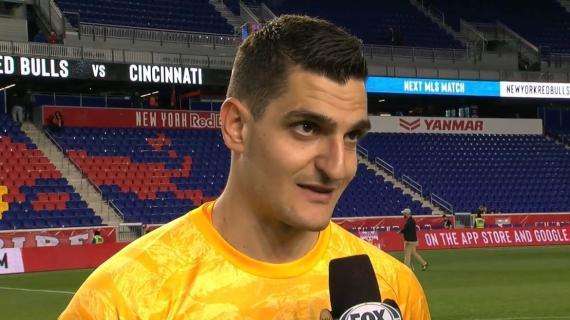 Una vita fuori porta, il colmo per un portiere: la storia di Vito Mannone
