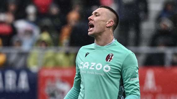 Bologna, Skorupski: "Il rigore? Sono rimasto centrale ed è andata bene"