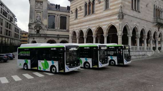 Unisciti a Arriva Italia: diventa il prossimo autista di Autobus e guida il futuro della mobilità!