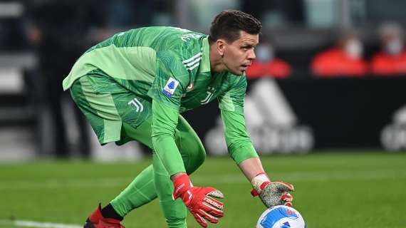 Juventus, allarme rientrato per Szczesny: solo una botta al ginocchio, confermato tra i titolari