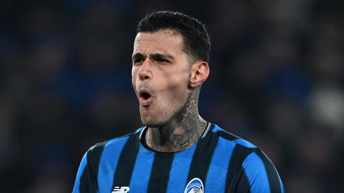 Scamacca stringe i denti e va in panchina, Kolasinac no. Le decisioni di formazione di Palladino