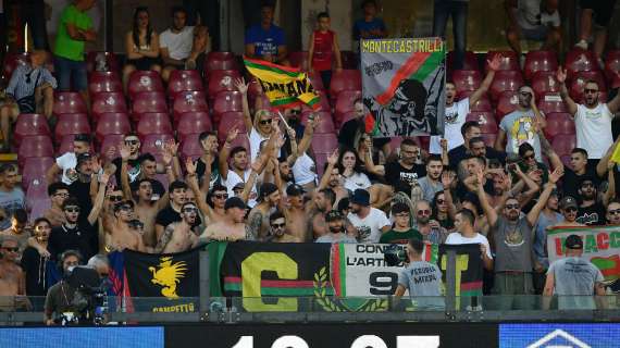 La Ternana smobilita: rosa sul mercato, via libera alle cessioni