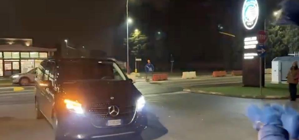 Raspadori è a Zingonia! Tifosi nerazzurri fuori dai cancelli per Jack dopo le visite: firma imminente