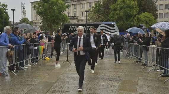 Gasperini si commuove in Comune. Rivedi le immagini durante la premiazione