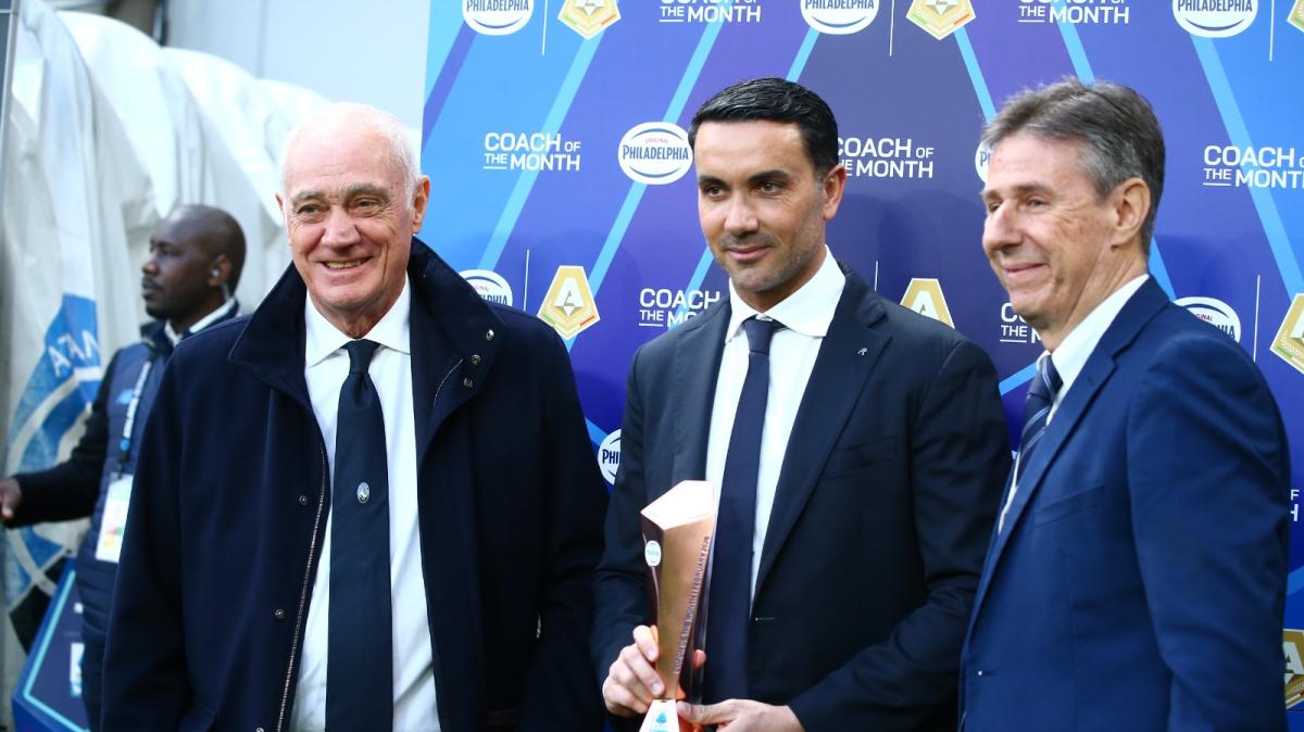 TA - Palladino premiato alla New Balance Arena: il tecnico dell'Atalanta è il Coach of the Month di febbraio