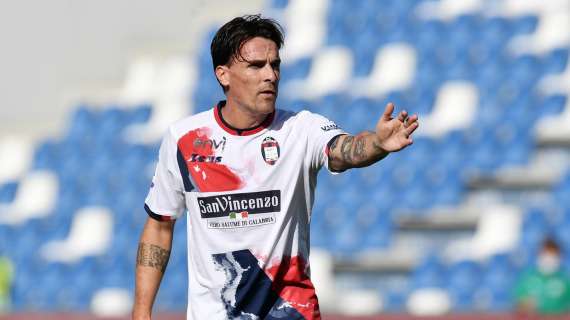 Futuro Gomez, dopo Maxi Lopez anche Cigarini lo chiama: "Per favore vieni a Crotone"