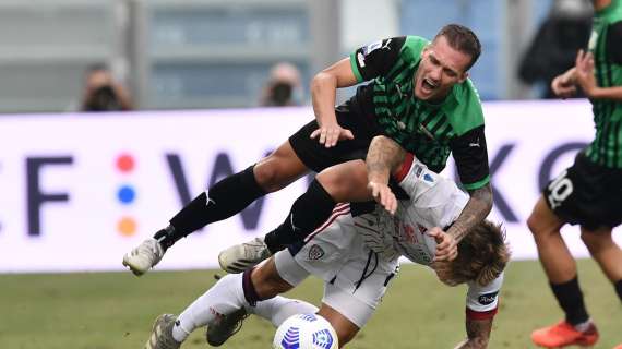 Sassuolo e Cagliari non si fanno male: finisce 1-1, Bourabia risponde con una magia a Simeone